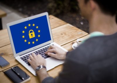 Ved din webproducent nok om GDPR til at lave en sikker og lovlig hjemmeside til dig?